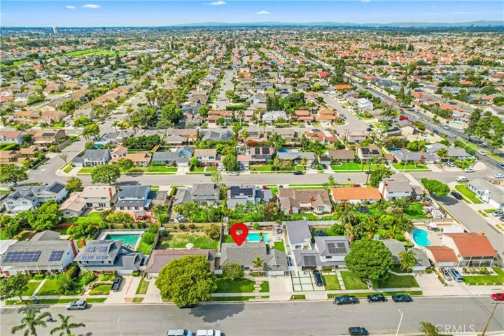 8913 Cardinal Ave, Fountain Valley, California 92708