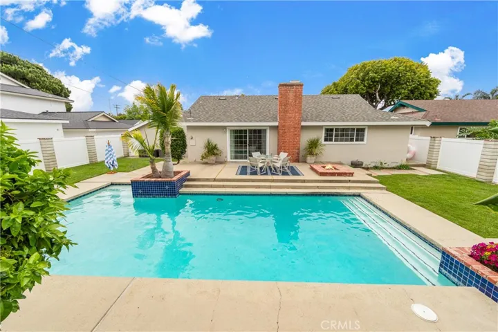 8913 Cardinal Ave, Fountain Valley, California 92708