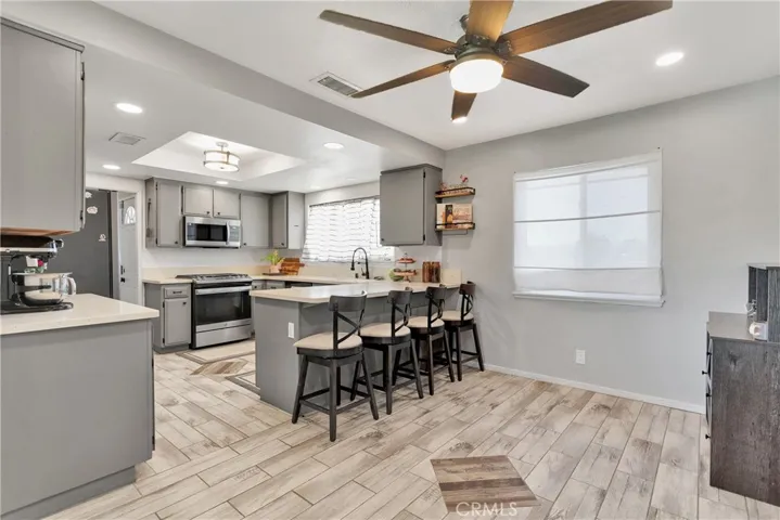 15445 Dale Evans, Apple Valley, California 92307