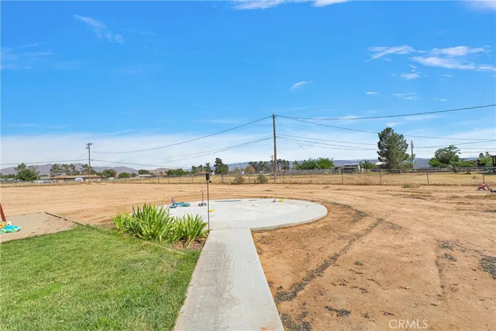 15445 Dale Evans, Apple Valley, California 92307