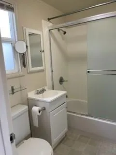 1121 Carmelita Avenue 7, Burlingame, California 94010