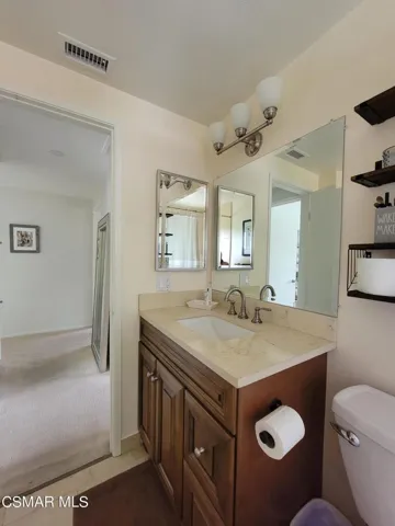 534 Knollview Ln Bathroom #2 2
