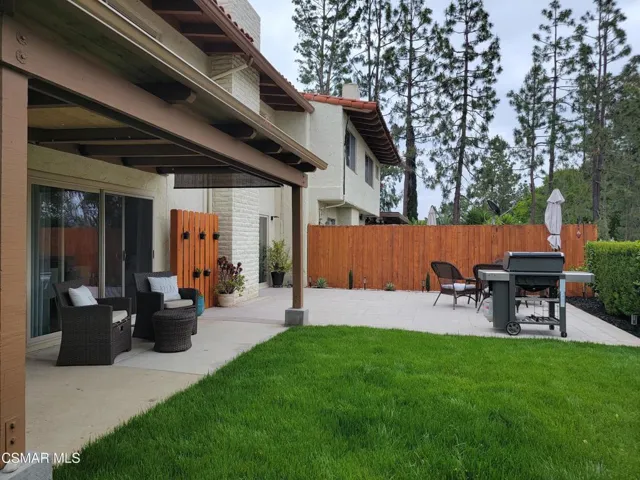 534 Knollview Ln Backyard 4