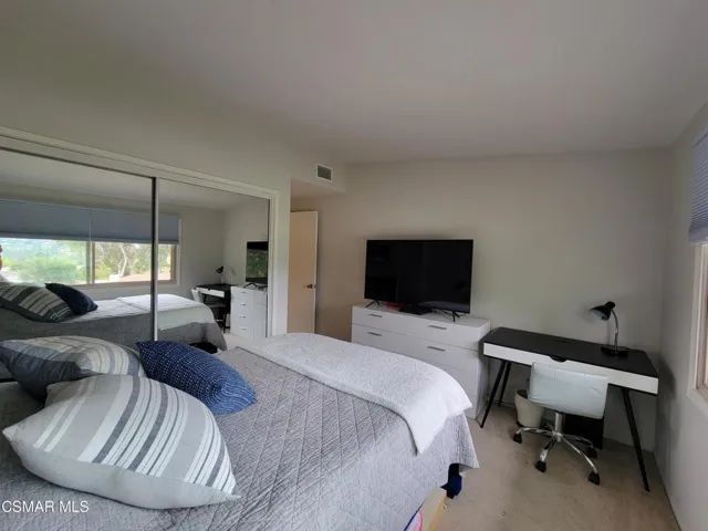 534 Knollview Ln Bedroom #2 3