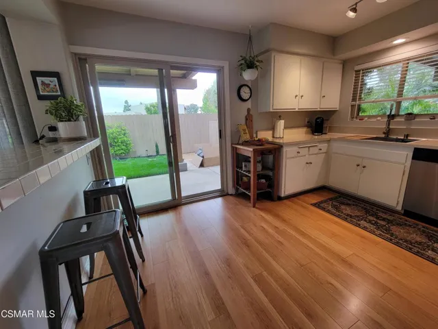 534 Knollview Ln Kitchen 3