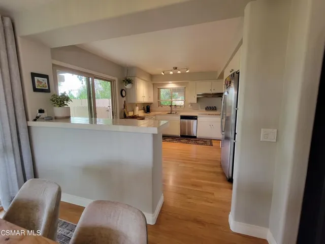 534 Knollview Ln Kitchen 1