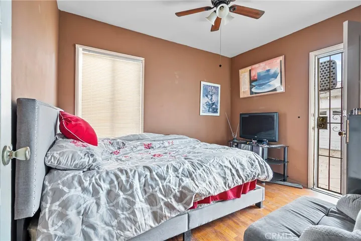3509 Gale Avenue, Long Beach, California 90810