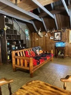 75132520676__D55F4385-D5BB-43F6-AFCA-067