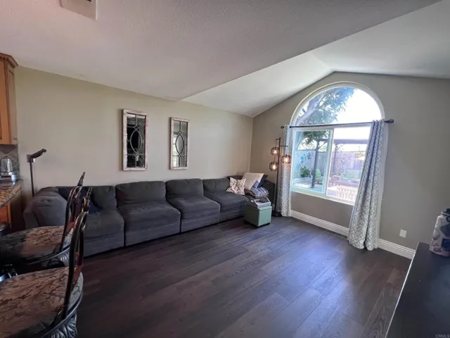 1833 Blackhawk Avenue, Oceanside, California 92056