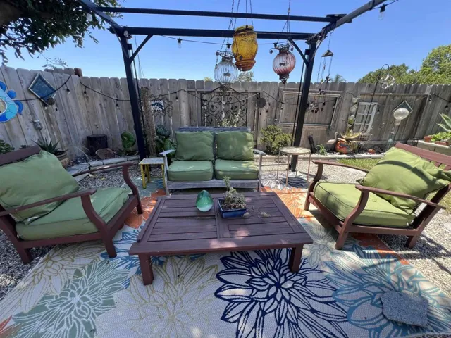 1833 Blackhawk Avenue, Oceanside, California 92056
