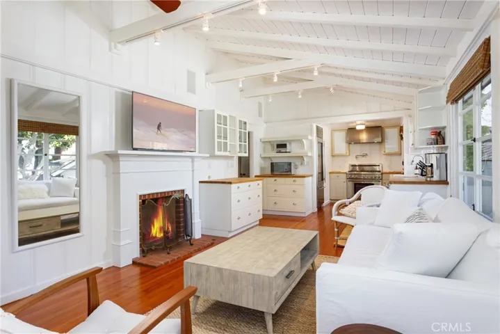 1215 Brangwyn Way, Laguna Beach, California 92651