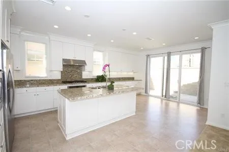 124 Island Coral, Irvine, California 92620