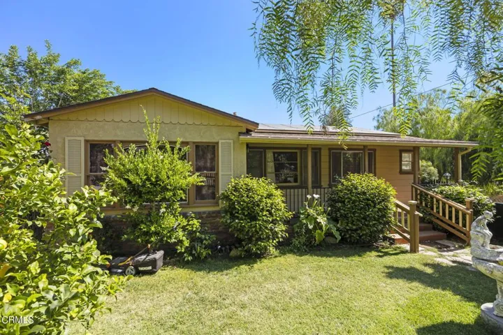 1-web-or-mls-UpmarketMedia_160oak-125