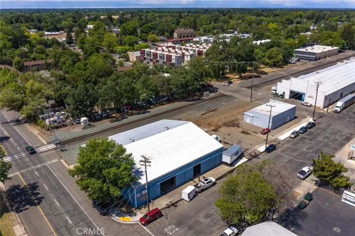 Drone - 744 Orange is half of building facing Orange St