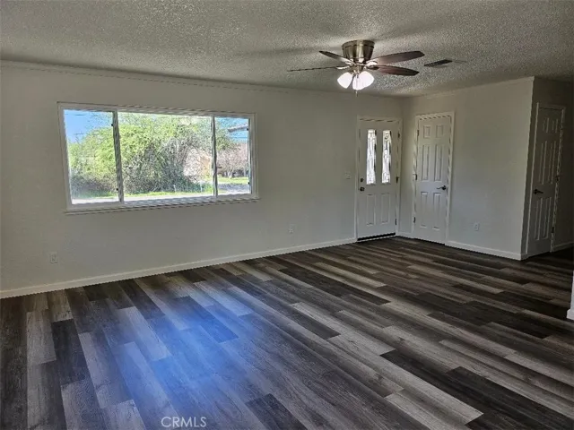 1471 2nd, Corning, California 96007