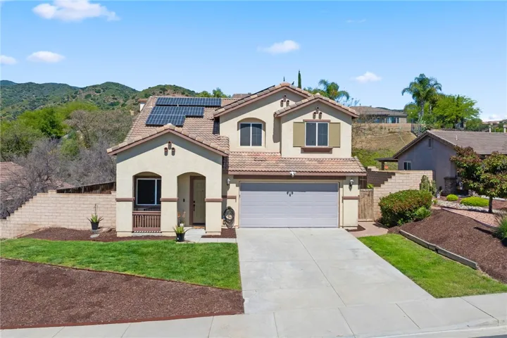 29435 Falling Leaf Drive, Lake Elsinore, California 92530