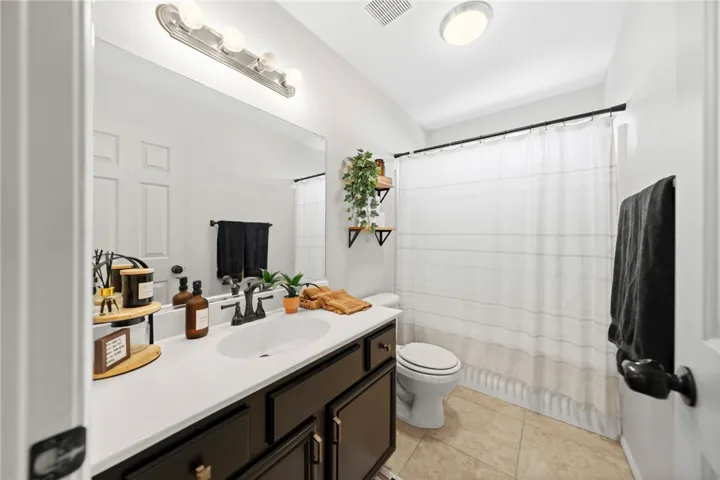 29435 Falling Leaf Drive, Lake Elsinore, California 92530