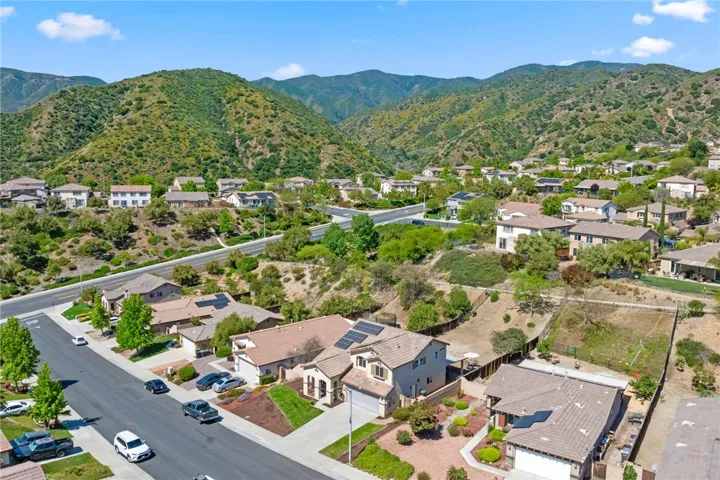 29435 Falling Leaf Drive, Lake Elsinore, California 92530