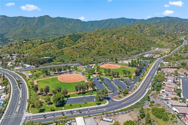 29435 Falling Leaf Drive, Lake Elsinore, California 92530