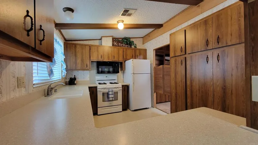 9255 Magnolia 320, Santee, California 92071