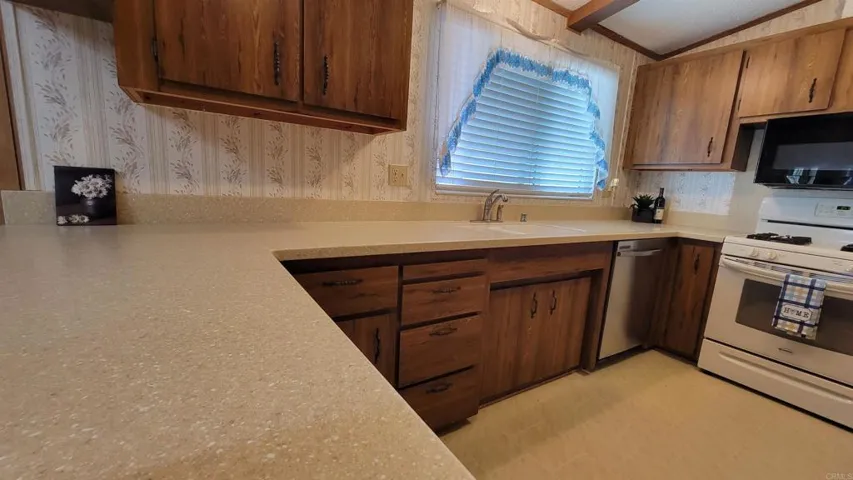 9255 Magnolia 320, Santee, California 92071