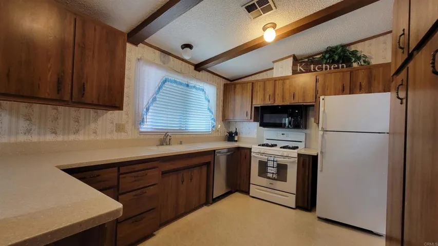 9255 Magnolia 320, Santee, California 92071