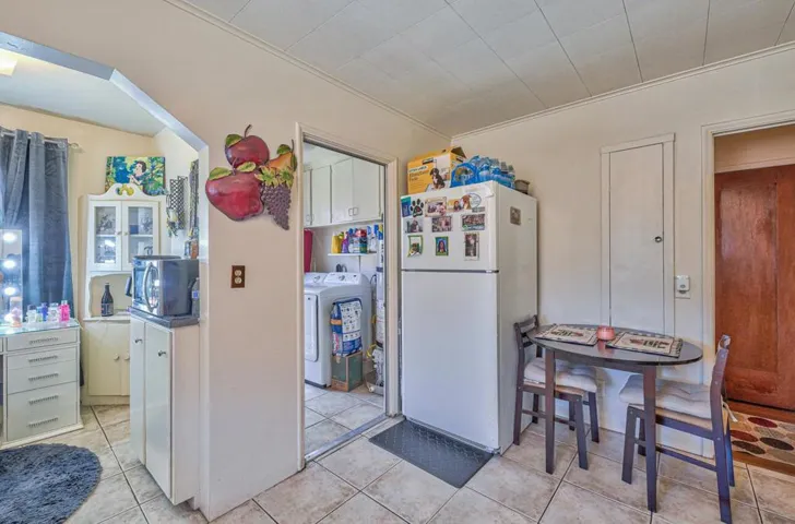 339 Central Avenue, Salinas, California 93901