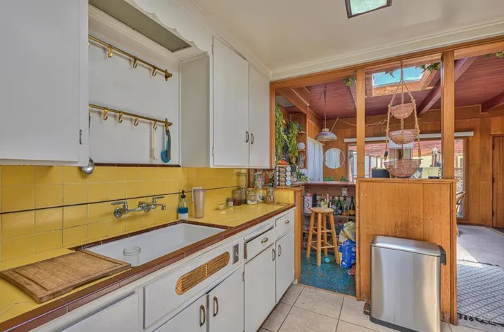 339 Central Avenue, Salinas, California 93901