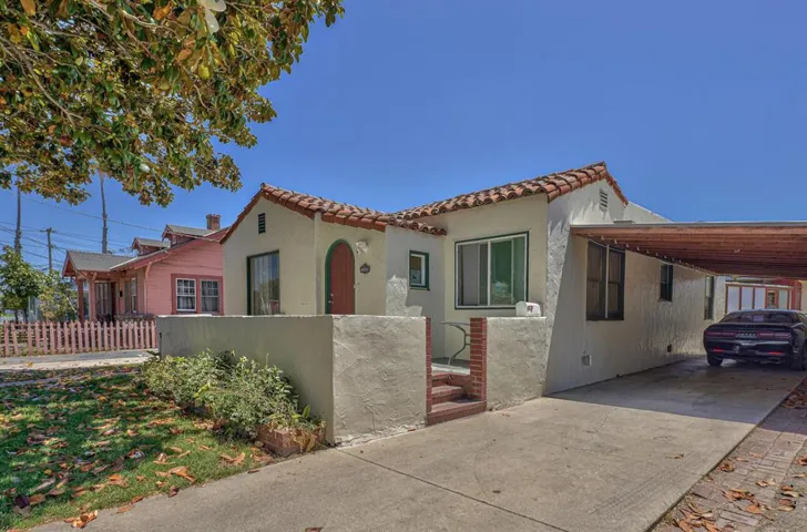 339 Central Avenue, Salinas, California 93901
