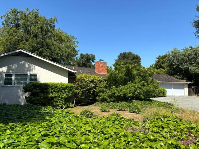 860 Newell Road, Palo Alto, California 94303