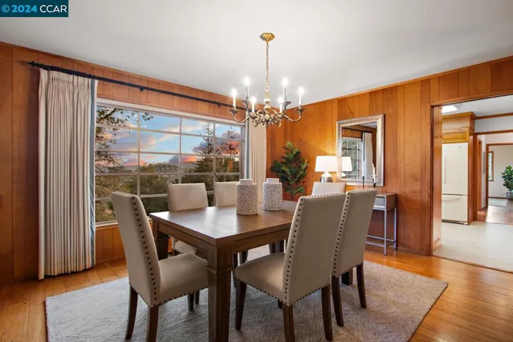 50 La Campana, Orinda, California 94563