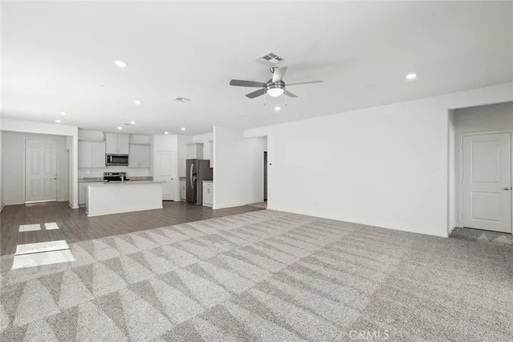 Family Room,