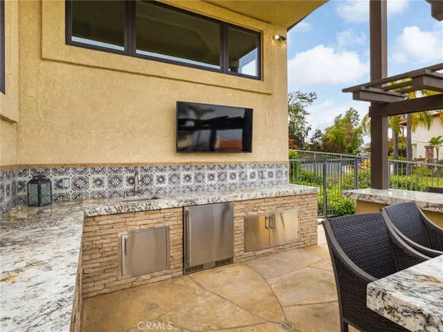 2 Avenida De Camelia 76, Rancho Palos Verdes, California 90275