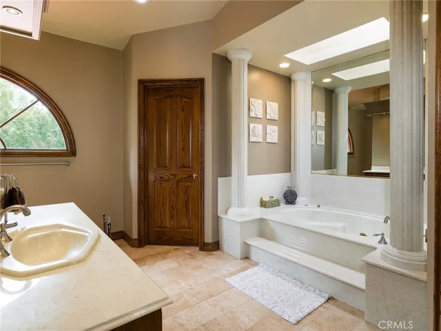 2 Avenida De Camelia 76, Rancho Palos Verdes, California 90275
