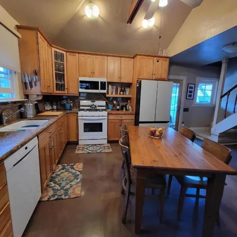 10282 California Drive, Ben Lomond, California 95005