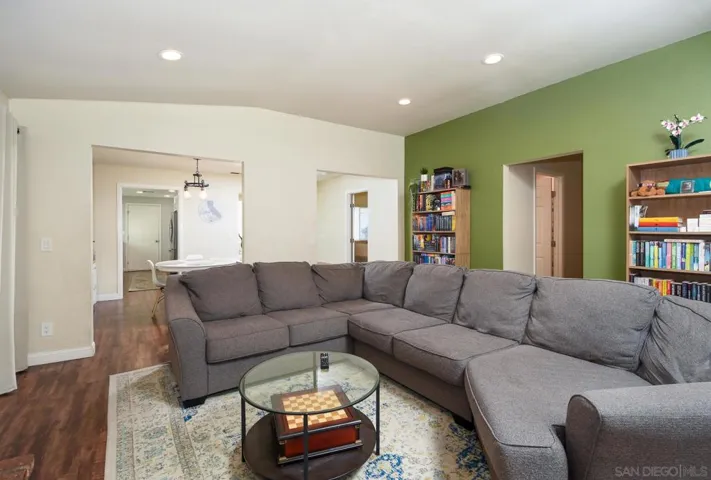1467 Sundance Way, San Diego, California 92057