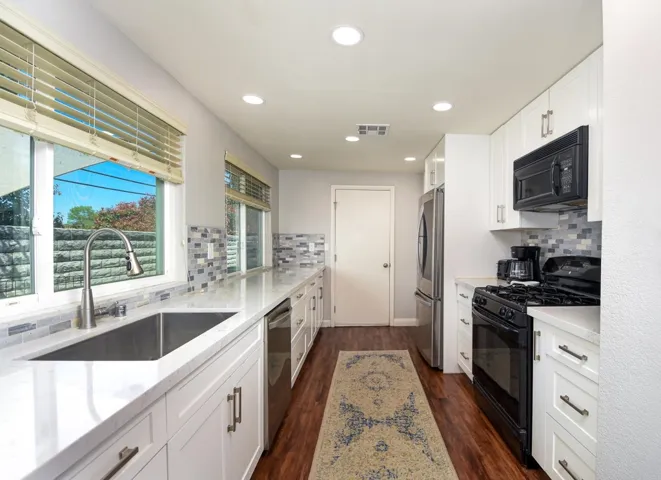 1467 Sundance Way, San Diego, California 92057
