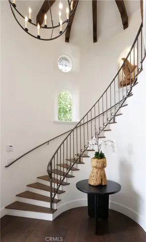 Beautiful winding foyer staircase