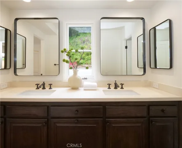 Double sinks