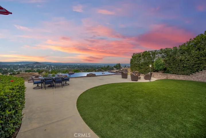 3884 Mount Shasta Place, Norco, California 92860