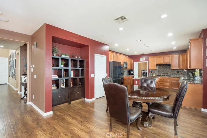 3884 Mount Shasta Place, Norco, California 92860