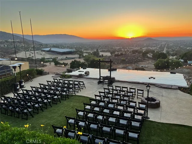 3884 Mount Shasta Place, Norco, California 92860