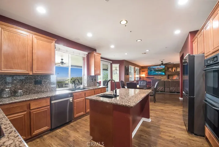 3884 Mount Shasta Place, Norco, California 92860