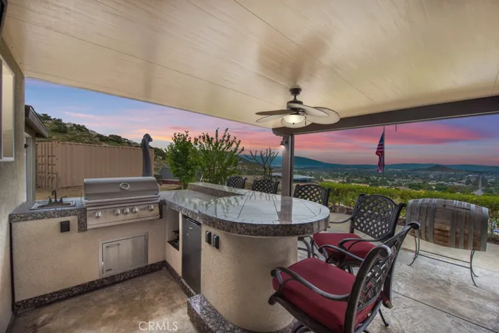 3884 Mount Shasta Place, Norco, California 92860
