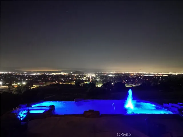 3884 Mount Shasta Place, Norco, California 92860