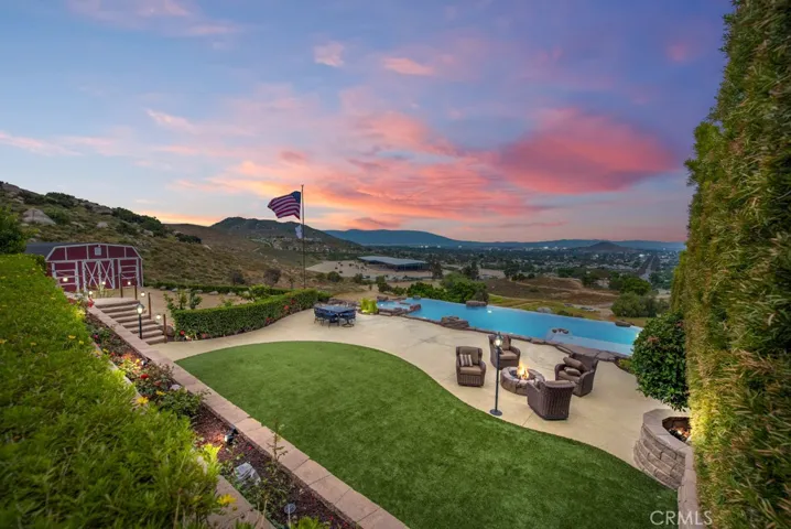 3884 Mount Shasta Place, Norco, California 92860