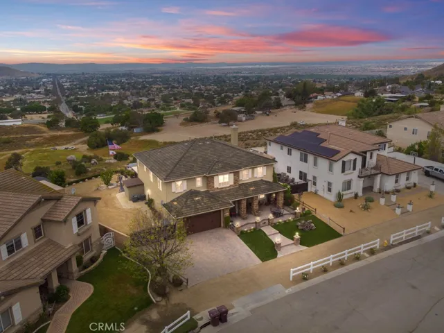 3884 Mount Shasta Place, Norco, California 92860