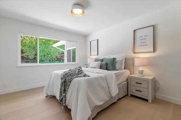 19701 Via Escuela Drive, Saratoga, California 95070