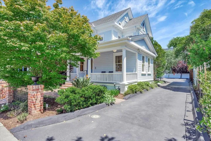 421423 Kipling Street, Palo Alto, California 94301