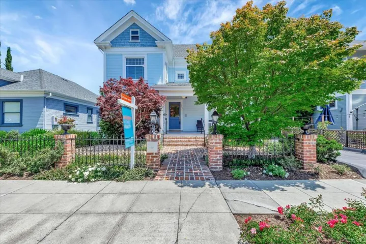 421423 Kipling Street, Palo Alto, California 94301